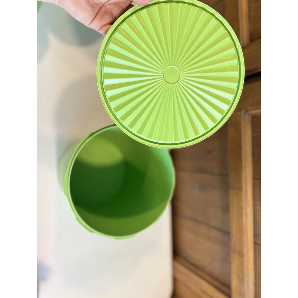 VTG Tupperware Servalier Canister Set Green Apple Nesting 70s (4) Sunburst Lids - Picture 4 of 16